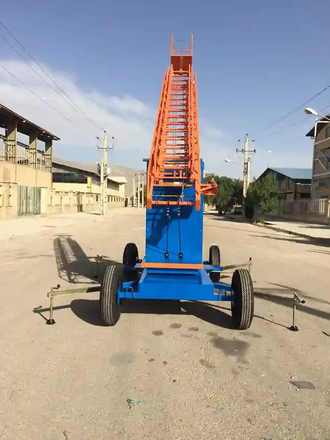نردبان کشویی(چرخشی)